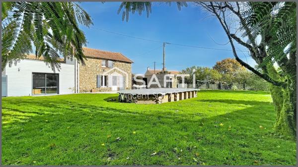 Maison en Pierre Rénovée de 210 m² sur 937 m² - 6 Chambres - 3 SDE - 3 WC - Piscine