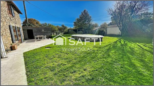 Maison en Pierre Rénovée de 210 m² sur 937 m² - 6 Chambres - 3 SDE - 3 WC - Piscine