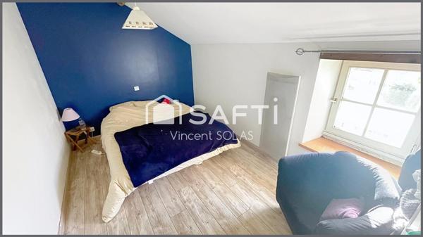 Maison en Pierre Rénovée de 210 m² sur 937 m² - 6 Chambres - 3 SDE - 3 WC - Piscine