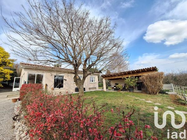 Maison traditionnelle 5 pièces de 112 m² à Beaumont-lès-Valence (26760)