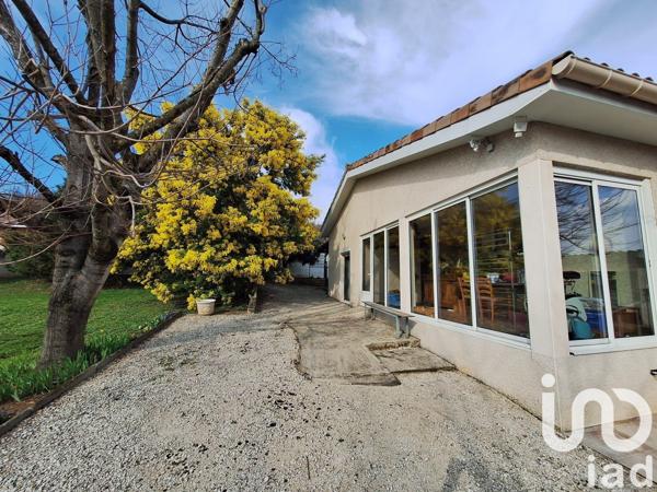 Maison traditionnelle 5 pièces de 112 m² à Beaumont-lès-Valence (26760)