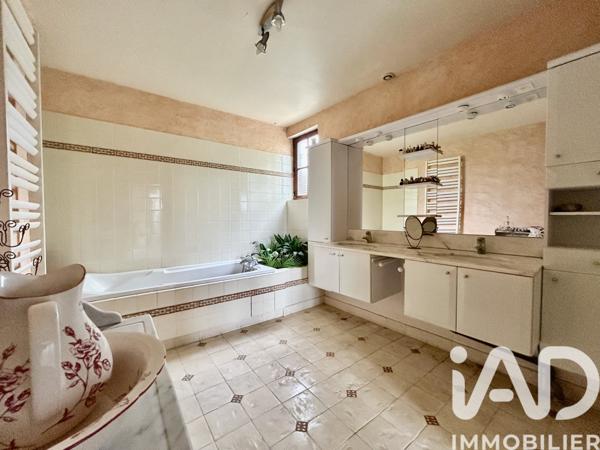 Maison à vendre 10 pièces 360 m² Beaugency