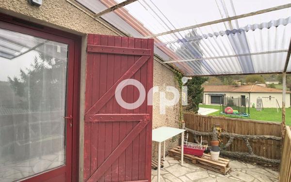 Maison à louer    6 pièces •  Château-l'Évêque