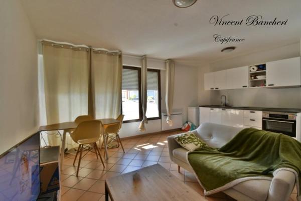 Appartement à louer 2 pièces meublé de 42 m² avec garage BEAUMONT (74)