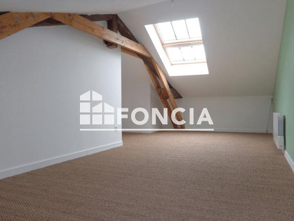 Location Appartement 5 pièces 75.37 m² - 6 RUE D OLERON Poitiers 86000