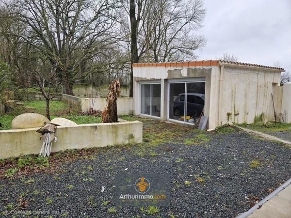 Vente Maison 3 pièces 94 m2 à Courçon
