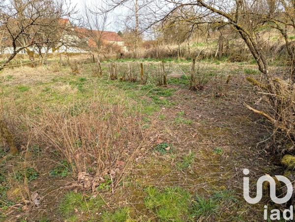 Maison 2 pièces de 48 m² à Saints-Geosmes (52200)