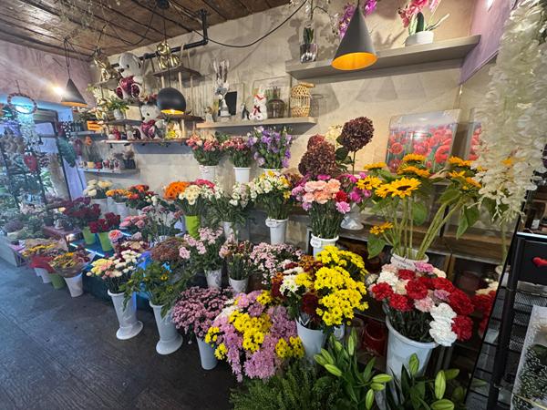 À vendre - Fonds de commerce Fleuriste - Cagnes-sur-Mer Centre