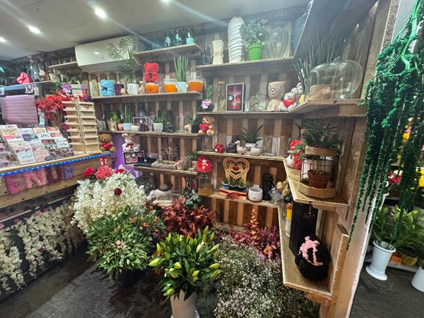 À vendre - Fonds de commerce Fleuriste - Cagnes-sur-Mer Centre