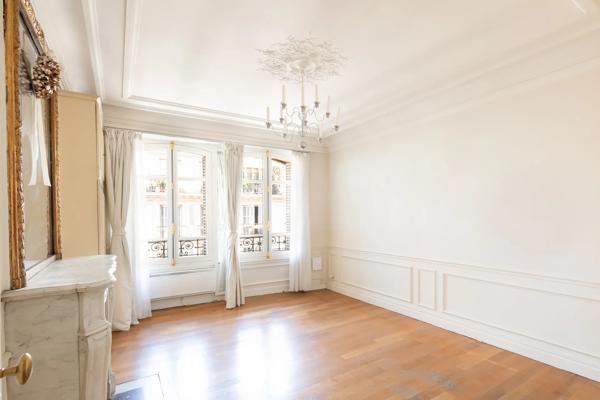 Appartement Paris 9 e - PÉTRELLE / FAUBOURG POISSONNIÈRE