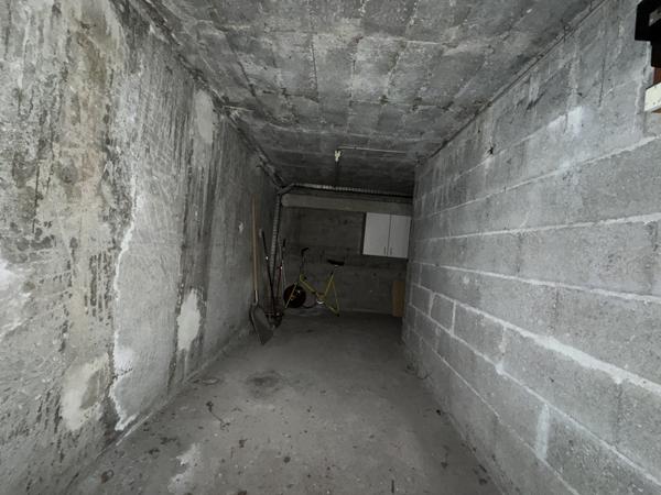 Grand garage 63m2 Bonneville