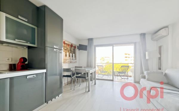Appartement à vendre    1 pièce • 26 m2 Fréjus