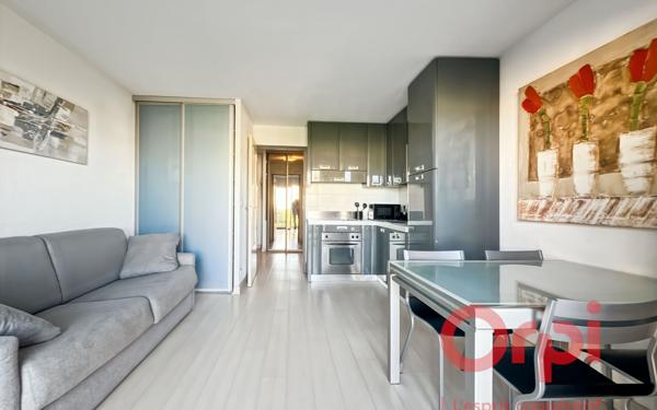 Appartement à vendre    1 pièce • 26 m2 Fréjus