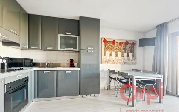 Appartement à vendre    1 pièce • 26 m2 Fréjus