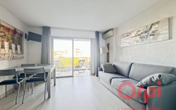 Appartement à vendre    1 pièce • 26 m2 Fréjus