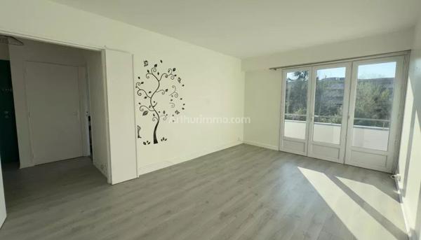 Vente Appartement 3 pièces 65 m2 à Saint-Fargeau-Ponthierry