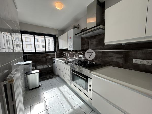 Appartement 3 pièce(s) 2 chambre(s) 72.1 m²