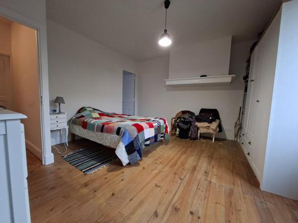 Maison de ville 5 pièces avec extérieur.