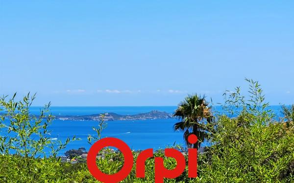 Appartement à vendre    4 pièces • 96,31 m2 Bandol