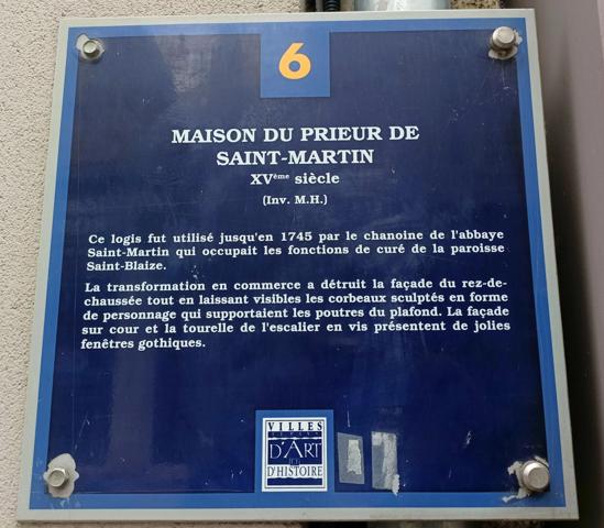Immeuble à vendre NEVERS (58) La prestigieuse Maison du Prieur au coeur historique de NEVERS Inscrit MH à réabiliter.