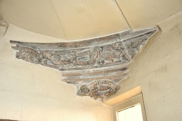 Immeuble à vendre NEVERS (58) La prestigieuse Maison du Prieur au coeur historique de NEVERS Inscrit MH à réabiliter.