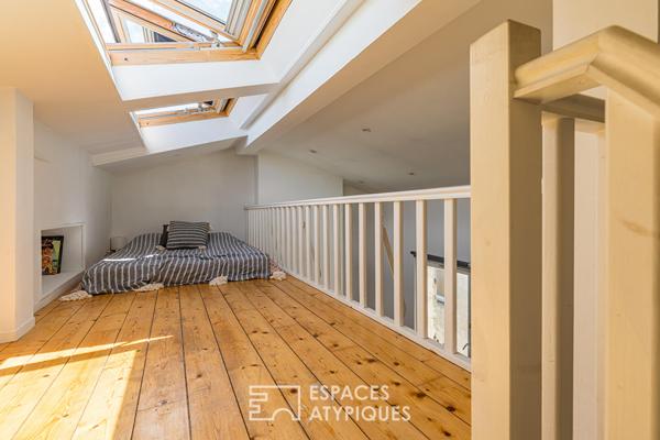Appartement de charme type loft à deux pas de Pey-Berland