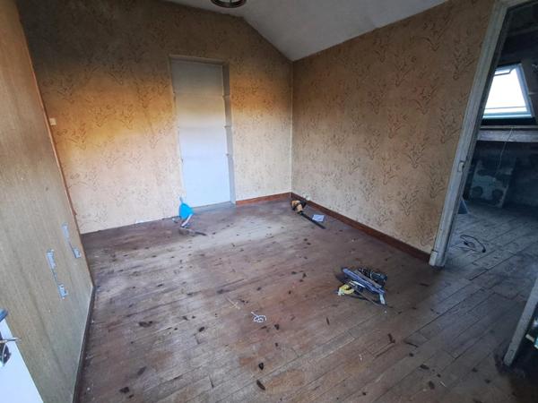 Charmante maison à rénover de 77 m2 au cœur de Sarrancolin avec grand jardin