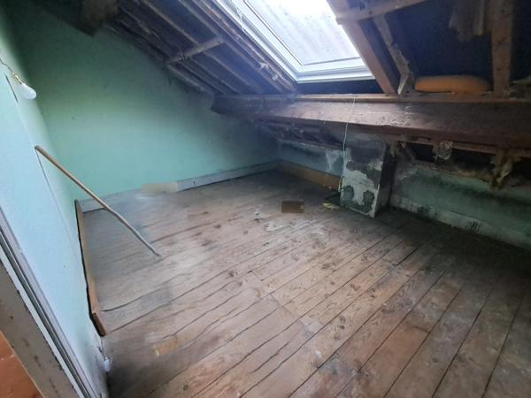 Charmante maison à rénover de 77 m2 au cœur de Sarrancolin avec grand jardin