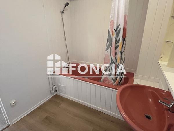 Location Appartement 4 pièces 65.7 m² - 2 A 8 RUE PIERRE CURTIL Laon 02000