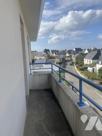  RARE Ploemeur appartement au dernier étage avec ascenseur  terrasse et garage 