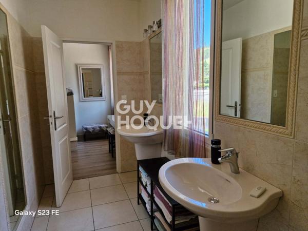 Maison à vendre de 4 pièces de 190 m² sur un terrain de 1525 m2