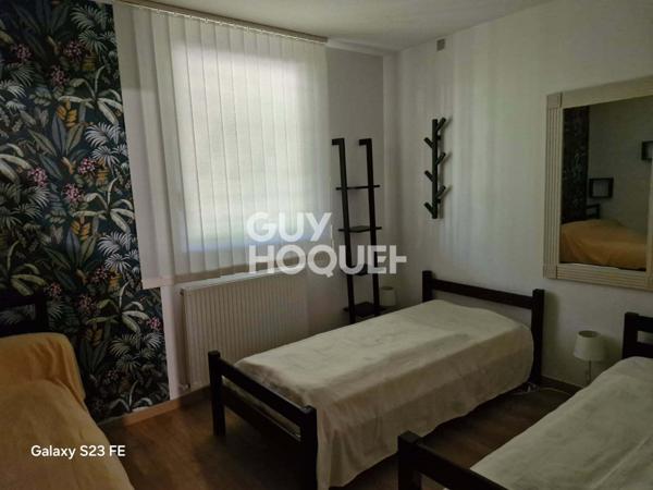 Maison à vendre de 4 pièces de 190 m² sur un terrain de 1525 m2