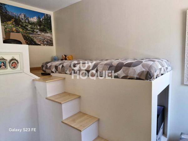 Maison à vendre de 4 pièces de 190 m² sur un terrain de 1525 m2