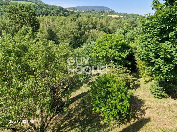 Maison à vendre de 4 pièces de 190 m² sur un terrain de 1525 m2