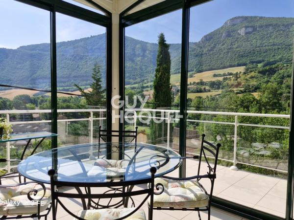 Maison à vendre de 4 pièces de 190 m² sur un terrain de 1525 m2