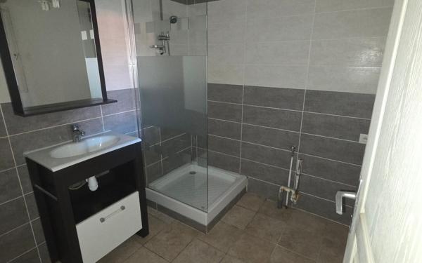 Appartement à vendre    3 pièces •  Agde