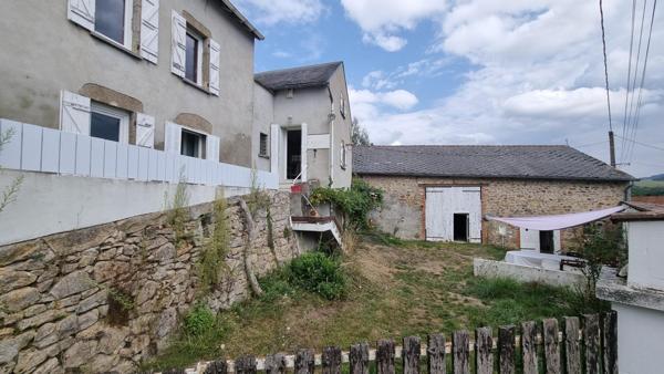 Maison 147 m² Mayet de Montagne avec grange 150 m²