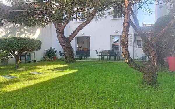 Maison à vendre    5 pièces • 90 m2 La Rochelle