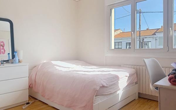Maison à vendre    5 pièces • 90 m2 La Rochelle