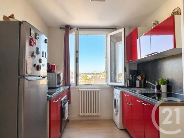 Appartement T3 à vendre  3 pièces - 62,88 m 2   DREUX  - 28