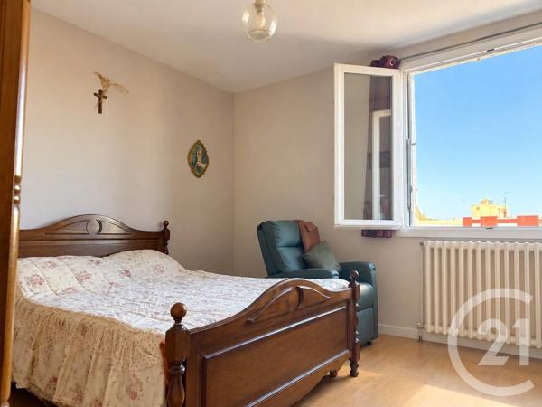 Appartement T3 à vendre  3 pièces - 62,88 m 2   DREUX  - 28