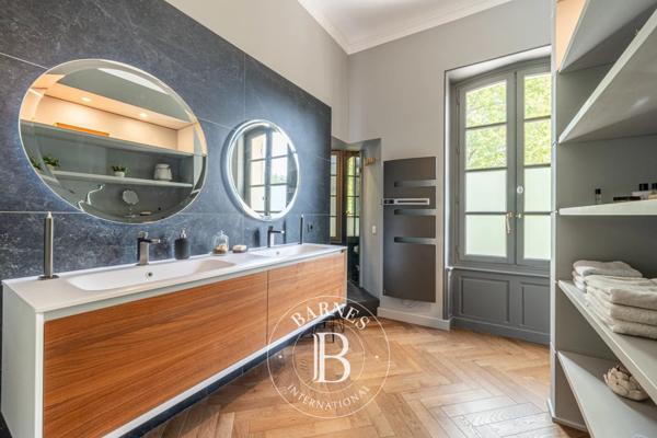 Aix-en-Provence, Appartement 2 Chambres -  158 m² à vendre