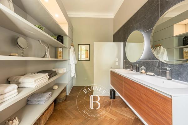 Aix-en-Provence, Appartement 2 Chambres -  158 m² à vendre
