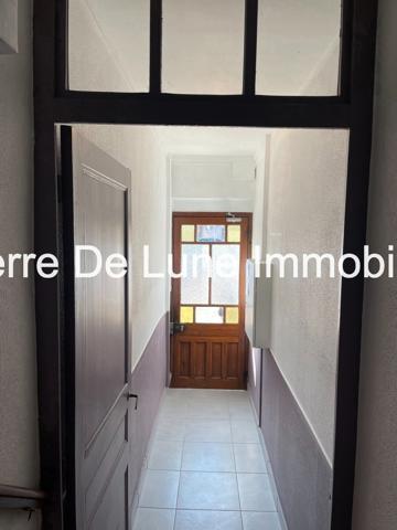 Bureau À vendre 180 m²