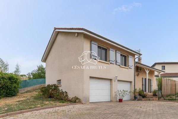 MAISON FAMILIALE