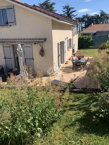 MAISON FAMILIALE