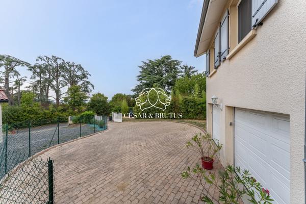 MAISON FAMILIALE