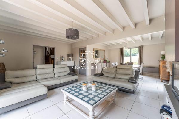 MAISON FAMILIALE