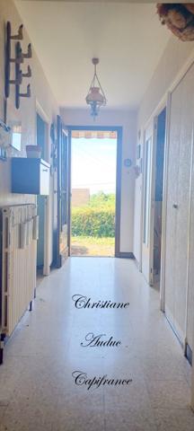 Entre Cluny et Charolles, à Saint Bonnet de Joux, maison de 1976, sur sous sol, de 89 m², sur parcelle de terrain de 1 160 m²