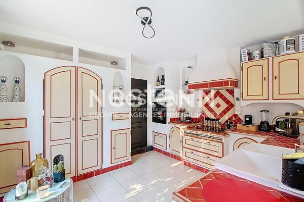 A VENDRE Maison TARADEAU 6 pièce(s) 158 m2 + piscine + garage